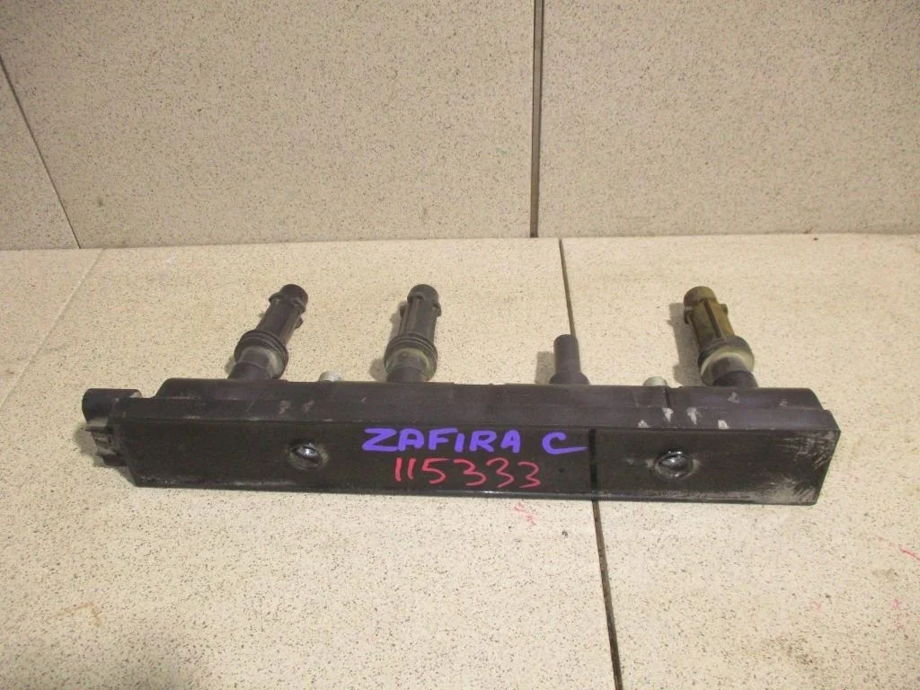Катушка зажигания Opel Zafira 2012 C