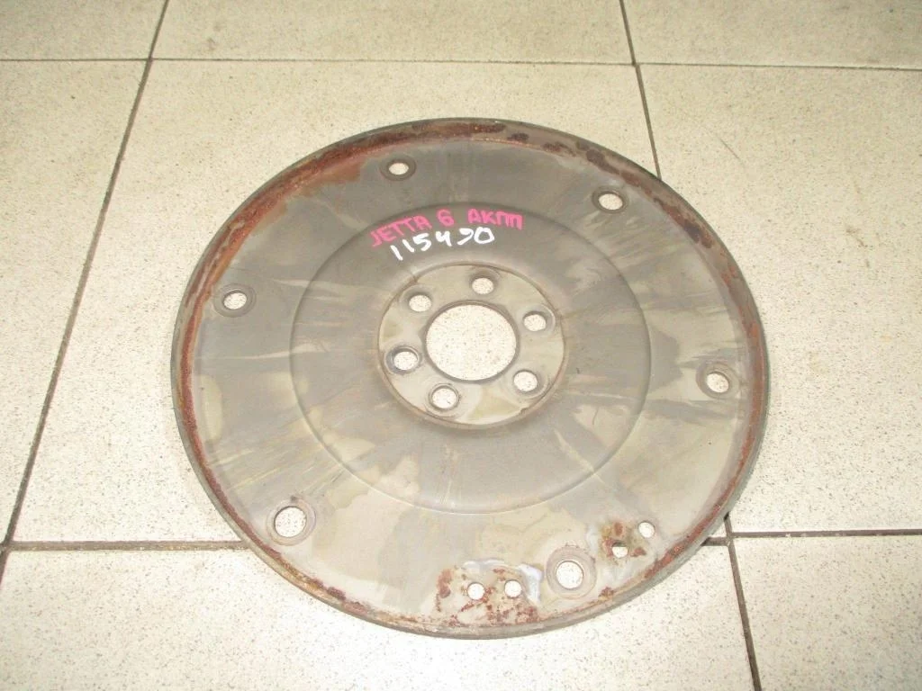 Маховик Volkswagen Jetta (A6)
