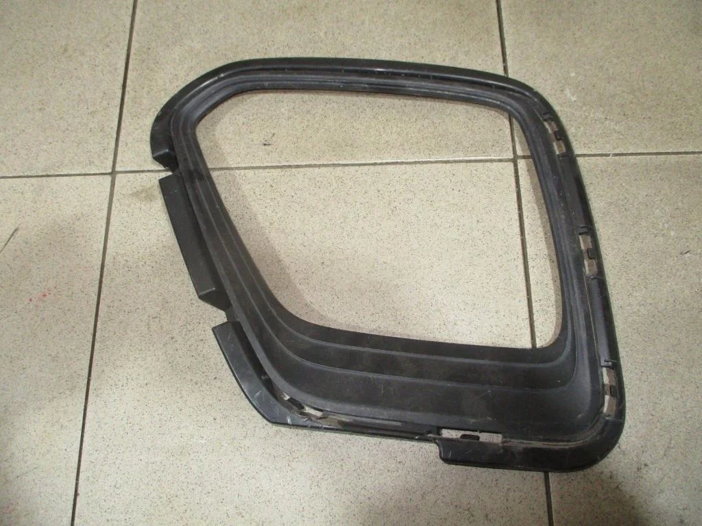 Рамка противотуманой фары левой Kia Soul 3 2020 SK3