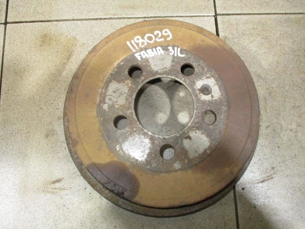 Барабан тормозной Skoda Fabia 1 2005 (6Y)