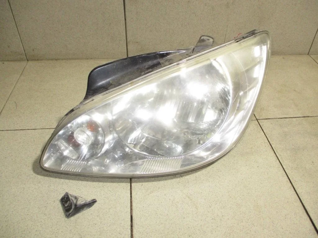 Фара левая Hyundai Getz