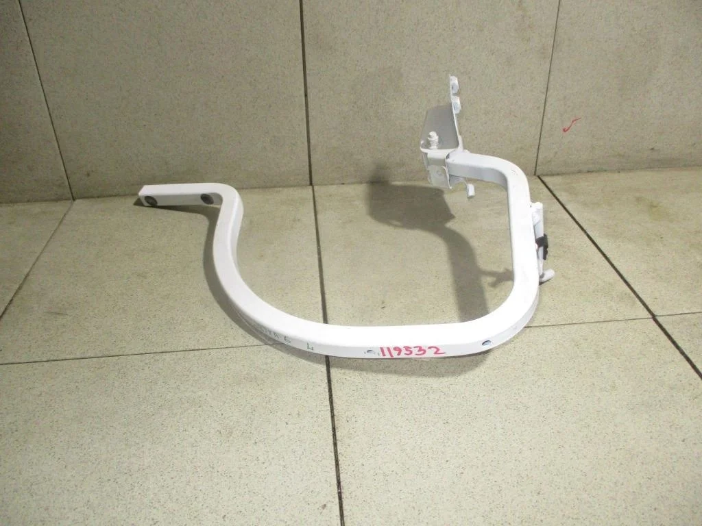 Петля крышки багажника Volkswagen Jetta (A6)