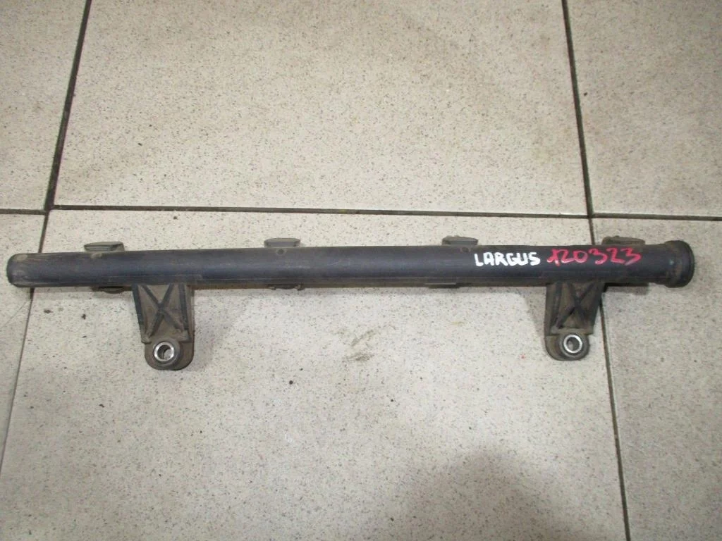 Рейка топливная (рампа) Lada Largus