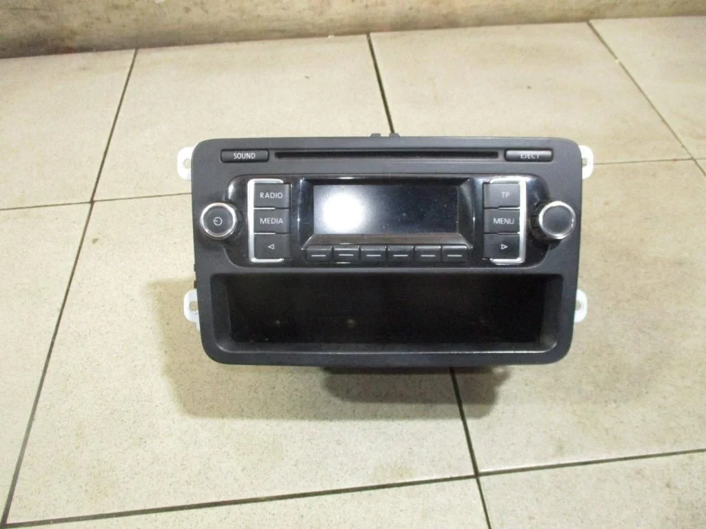 Магнитола Volkswagen Jetta A6
