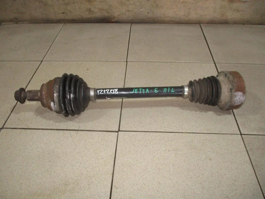 Полуось передняя левая Volkswagen Jetta (A6)