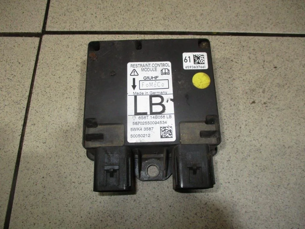 Блок управления air bag Ford Fusion CBK