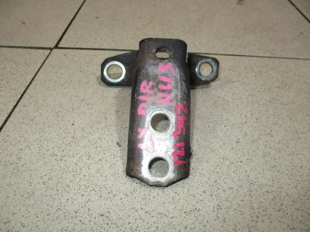 Петля двери передней Mitsubishi Lancer 10 (CY)