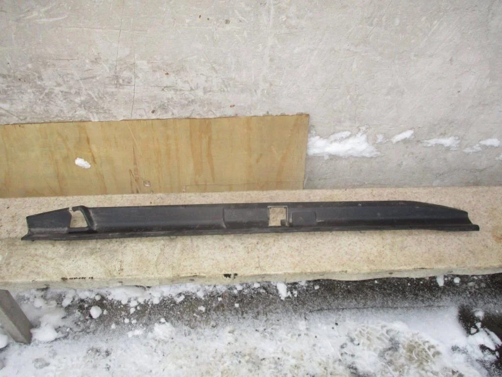 Накладка заднего бампера Toyota Land Cruiser Prado J150