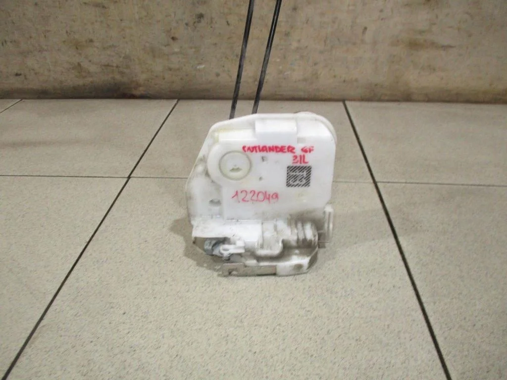 Замок двери задней левой Mitsubishi Outlander 3 2015 GF