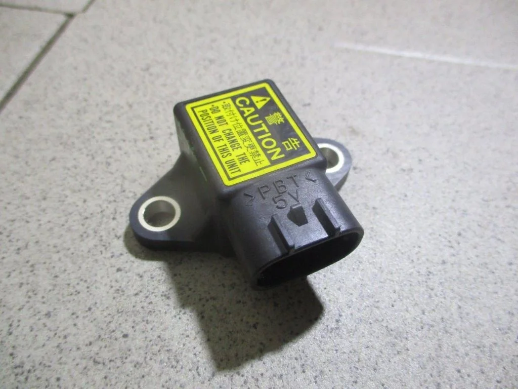 Датчик ускорения Nissan Juke 2011 F15