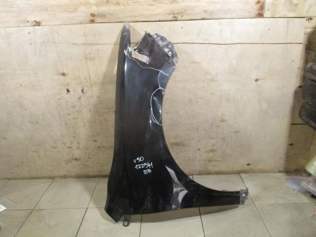 Крыло переднее правое Toyota Camry XV50