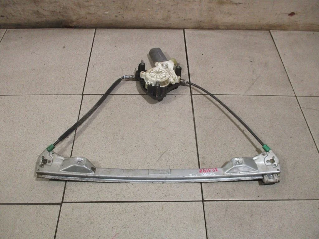 Стеклоподъемник электр. передний правый Renault Symbol 1