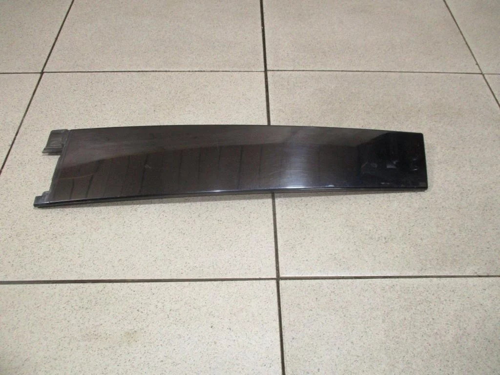 Накладка двери задней правой Ford Focus 3
