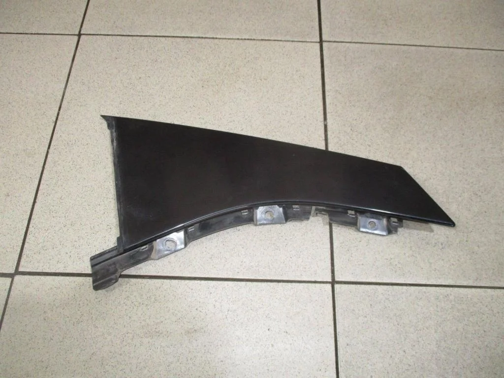 Накладка двери задней правой Ford Focus III