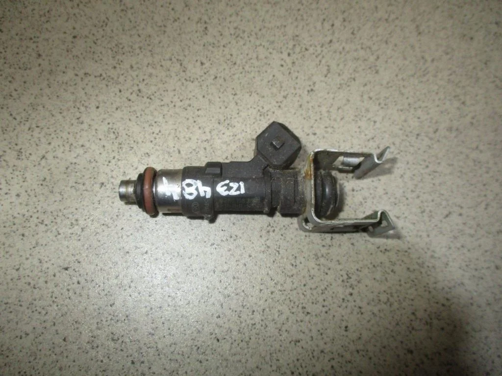 Форсунка топливная Ford Focus 3