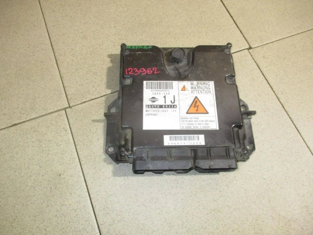 Блок управления двигателем Nissan Navara 2007 (D40)
