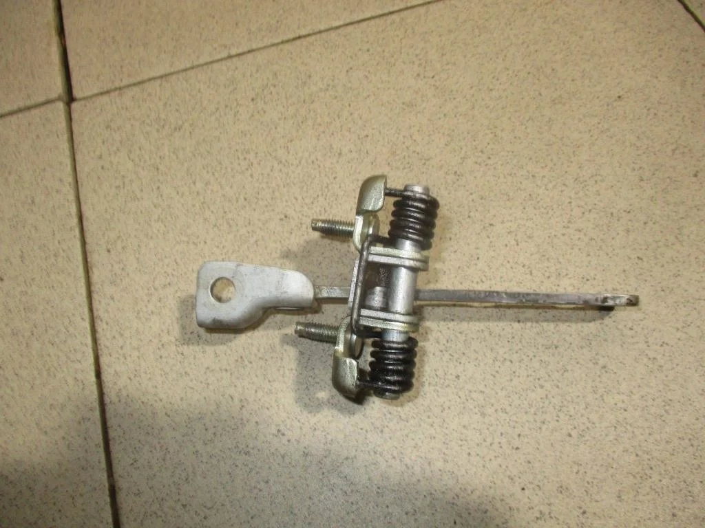 Ограничитель двери Renault Logan 2 L52