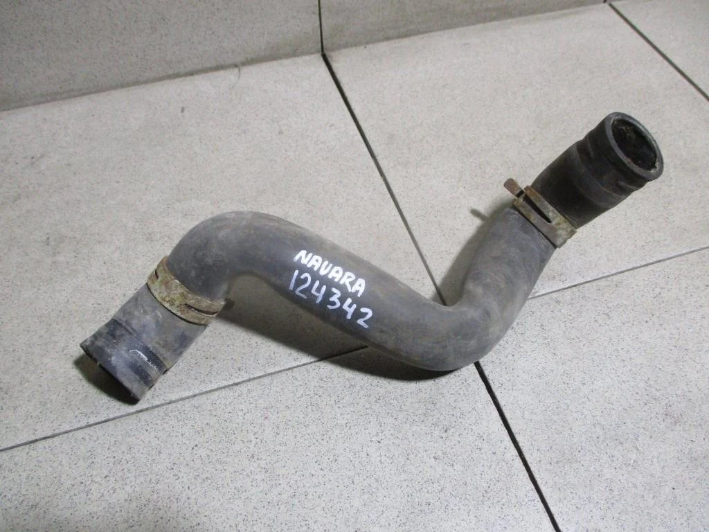 Патрубок радиатора Nissan Navara 2007 D40