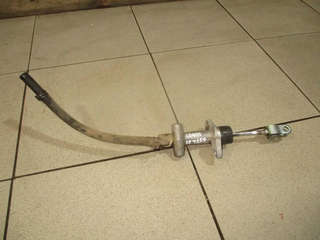 Цилиндр сцепления главный Chevrolet Lanos T100