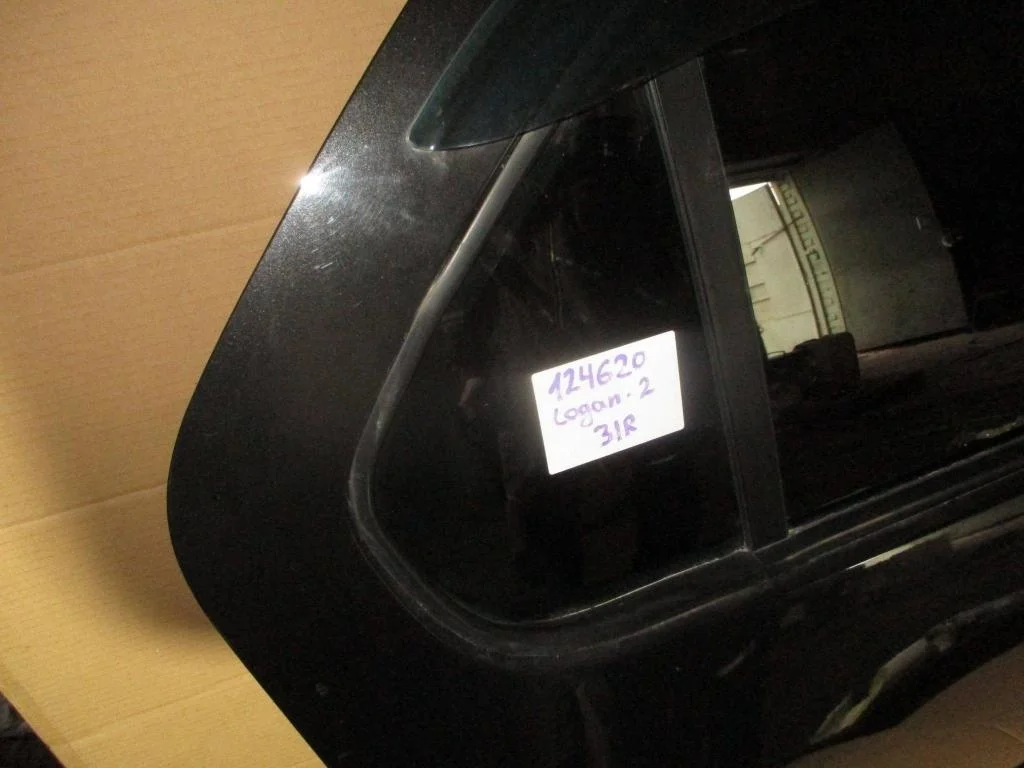 Стекло двери задней правой форточка Renault Logan 2 L52