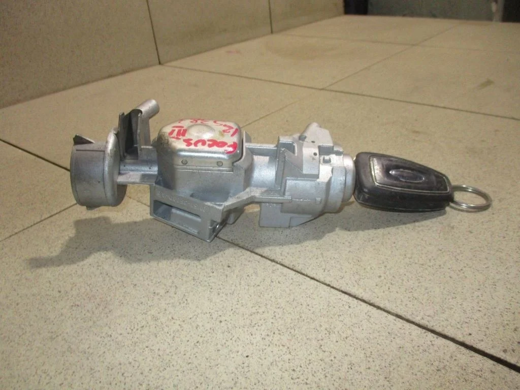 Замок зажигания Ford Focus III