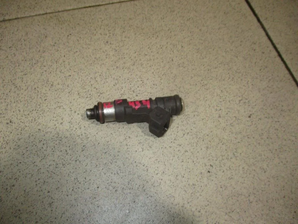 Форсунка топливная Ford Focus 3