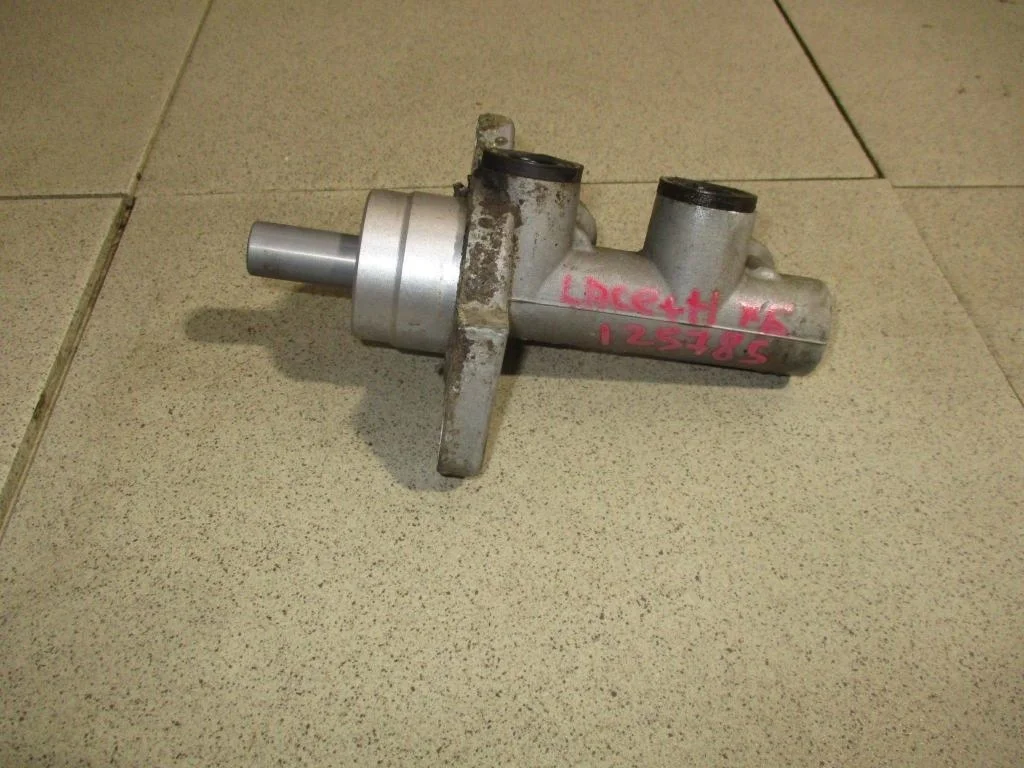 Цилиндр тормозной главный Chevrolet Lacetti J200