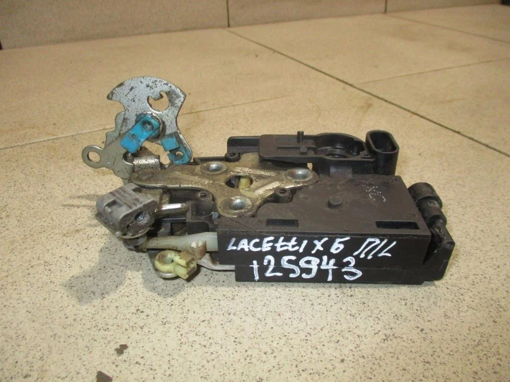 Замок двери передней левой Chevrolet Lacetti J200