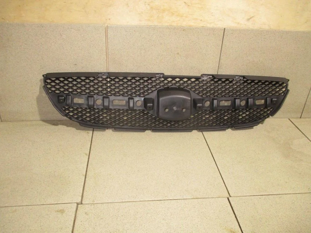 Решетка радиатора Hyundai Getz