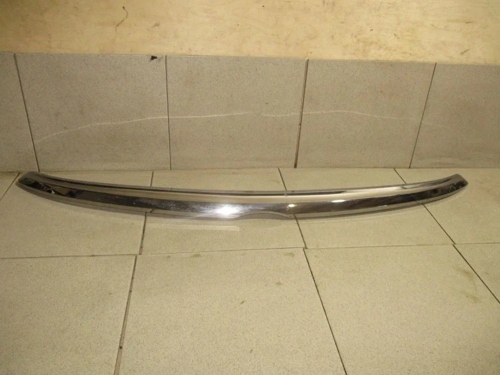 Молдинг капота Toyota Camry (XV50)