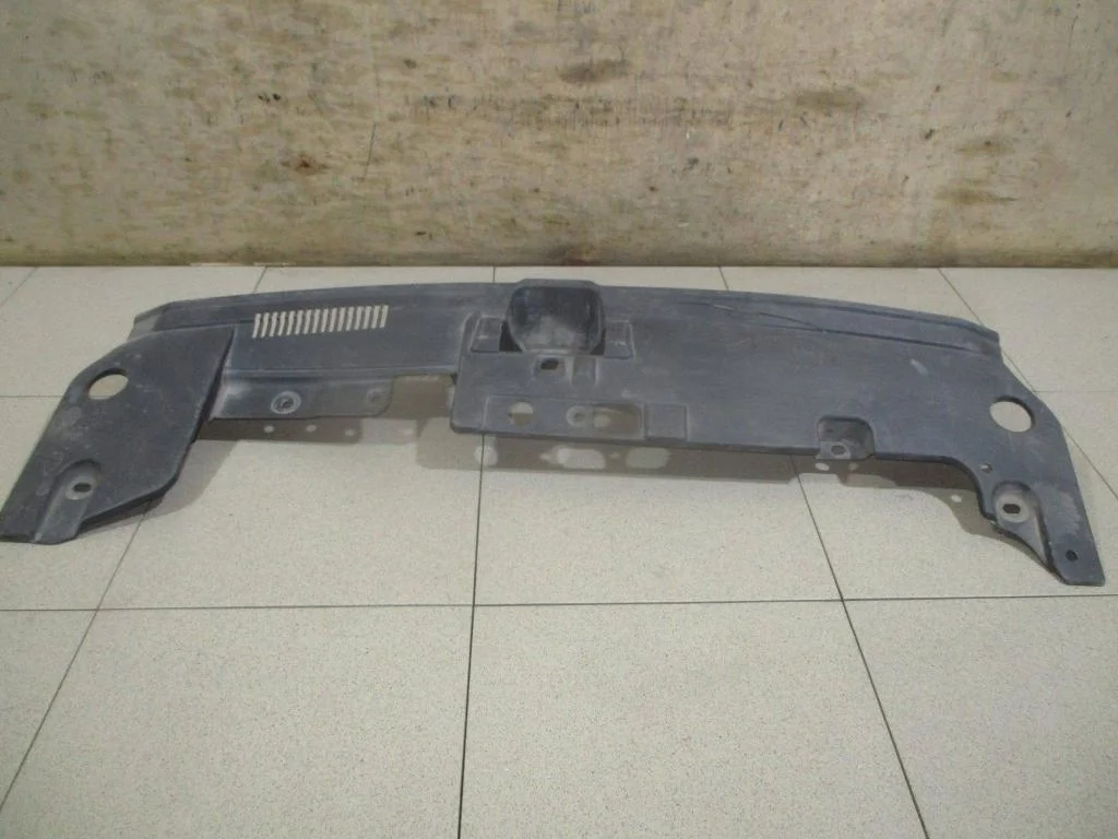 Кожух замка капота Mitsubishi Lancer 10 (CY)