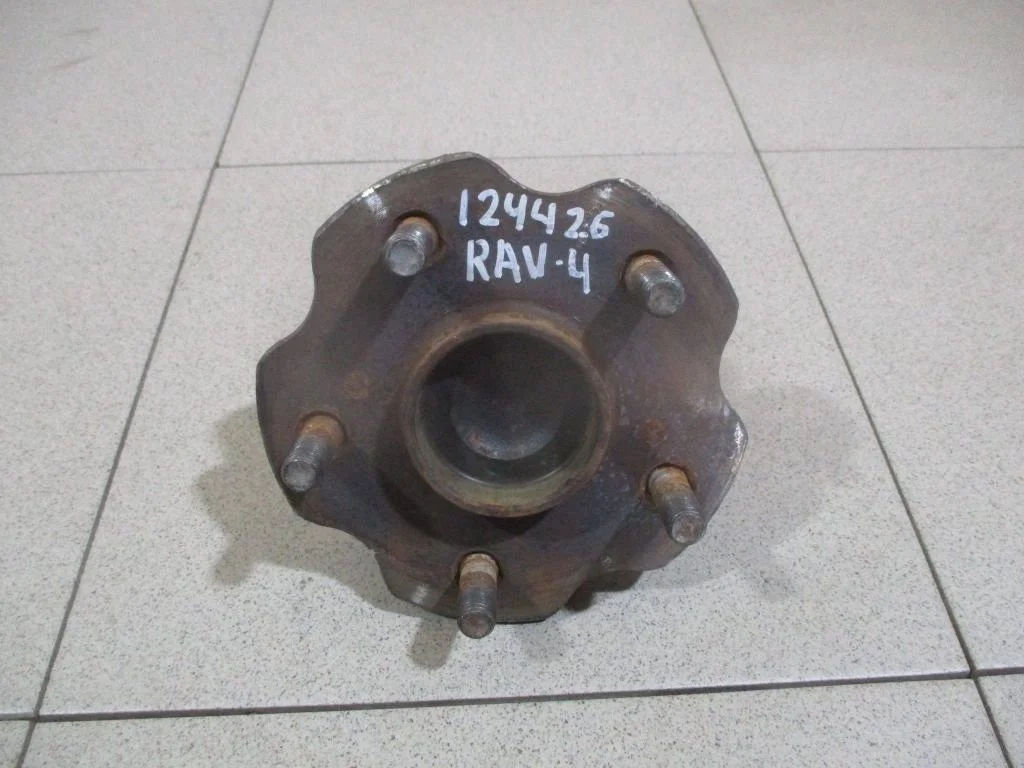 Ступица задняя Toyota RAV4 (A30)