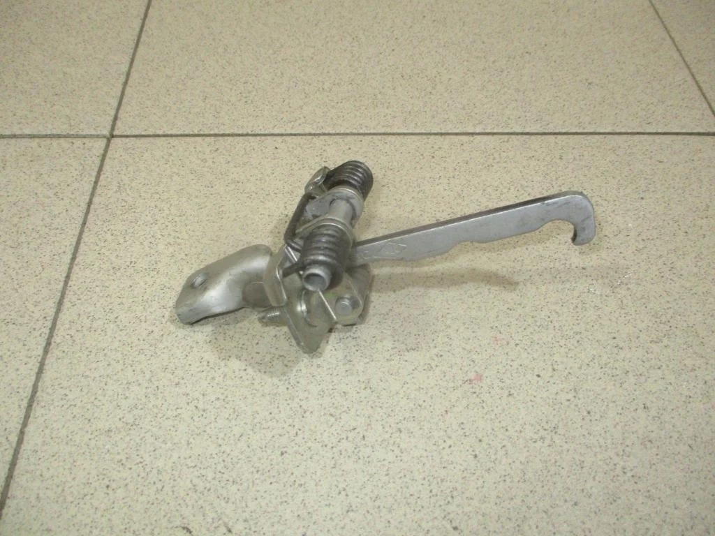 Ограничитель двери Renault Logan 2 L52