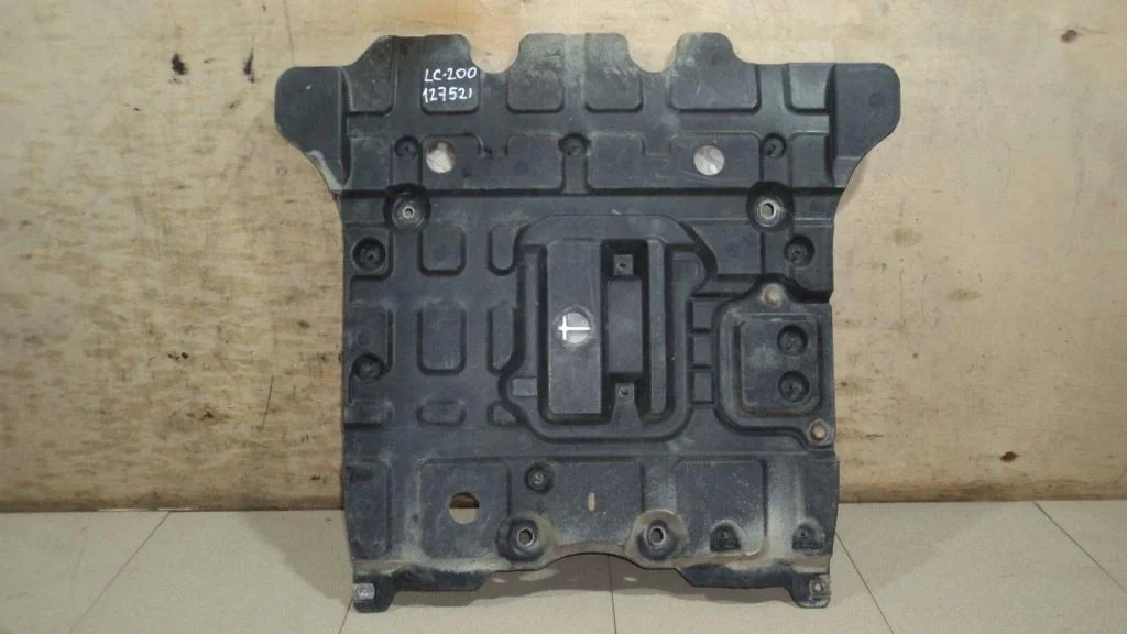 Защита картера Toyota Land Cruiser 200