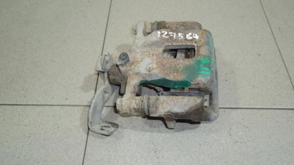 Суппорт задний левый Hyundai Solaris 1 RB