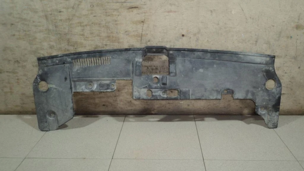 Кожух замка капота Mitsubishi Lancer 10 (CY)