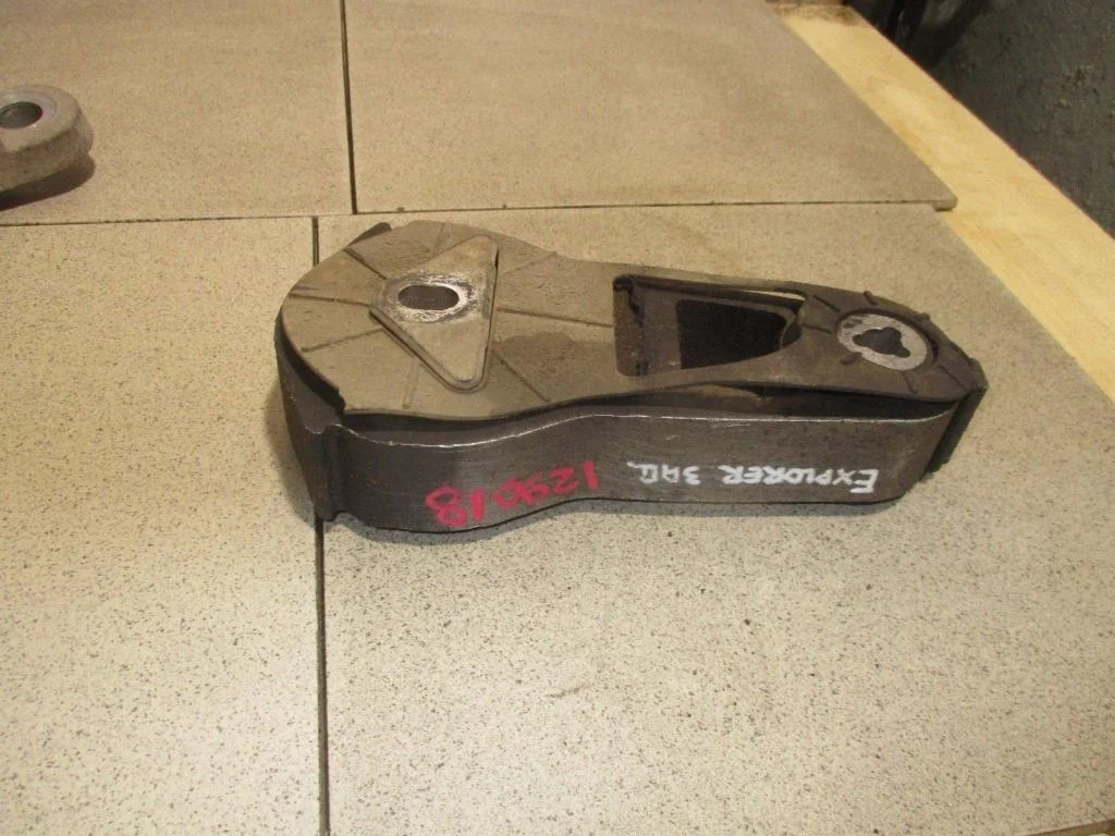 Опора кпп задняя Ford Fiesta 6