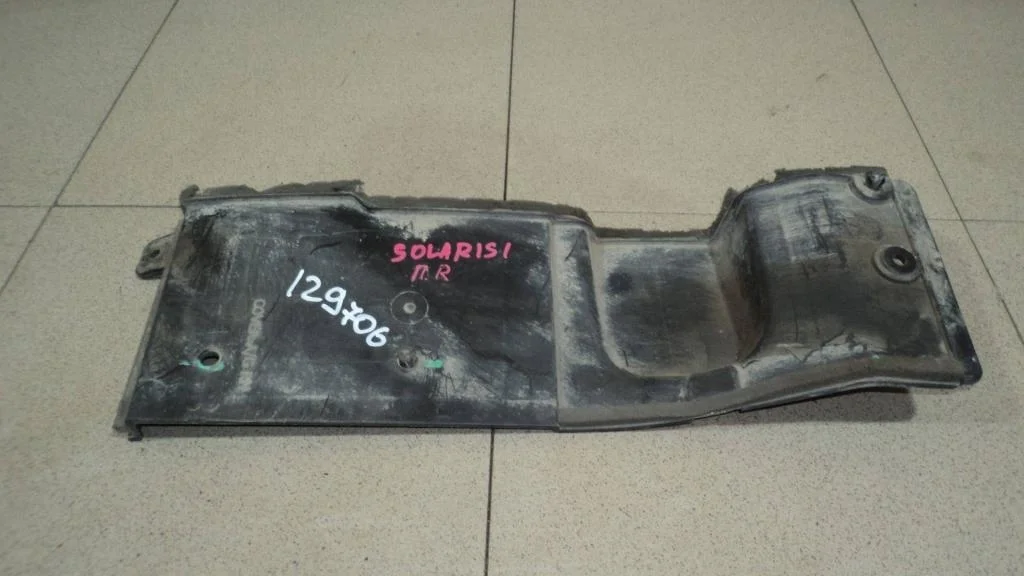 Кожух радиатора Hyundai Solaris