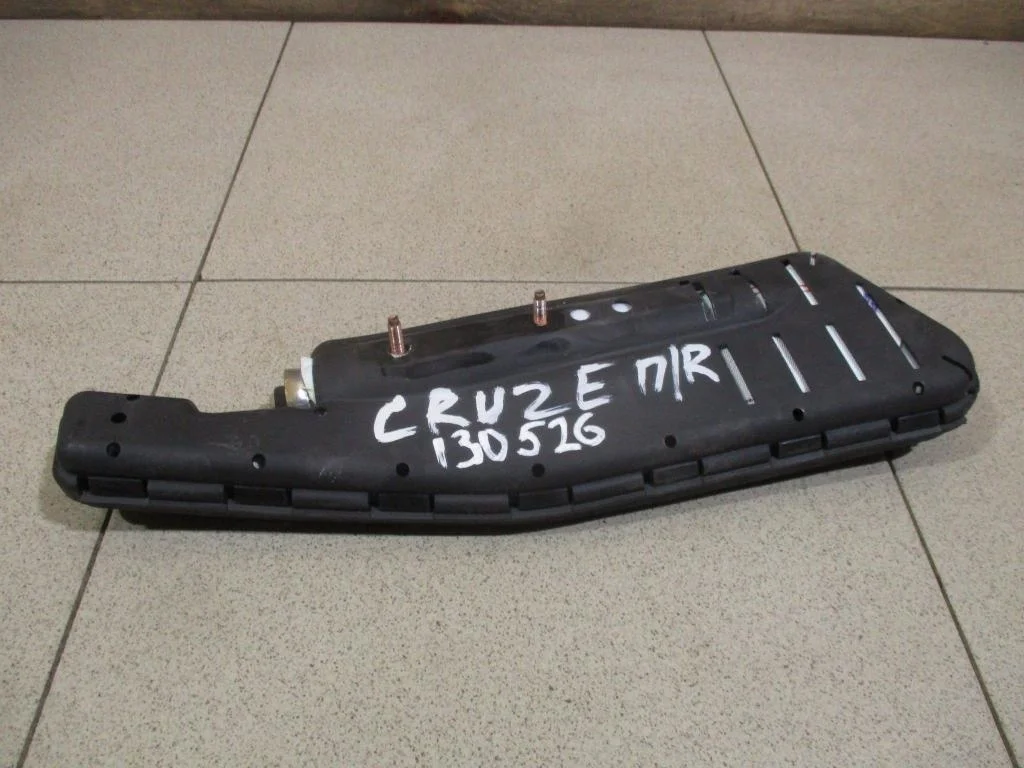 Подушка безопасности боковая ( сиденье) Chevrolet Cruze (J300)
