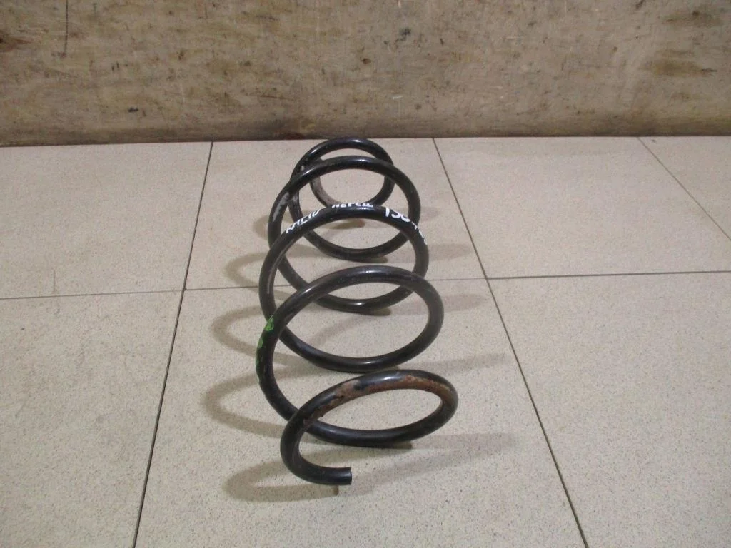 Пружина передняя Skoda Rapid 1