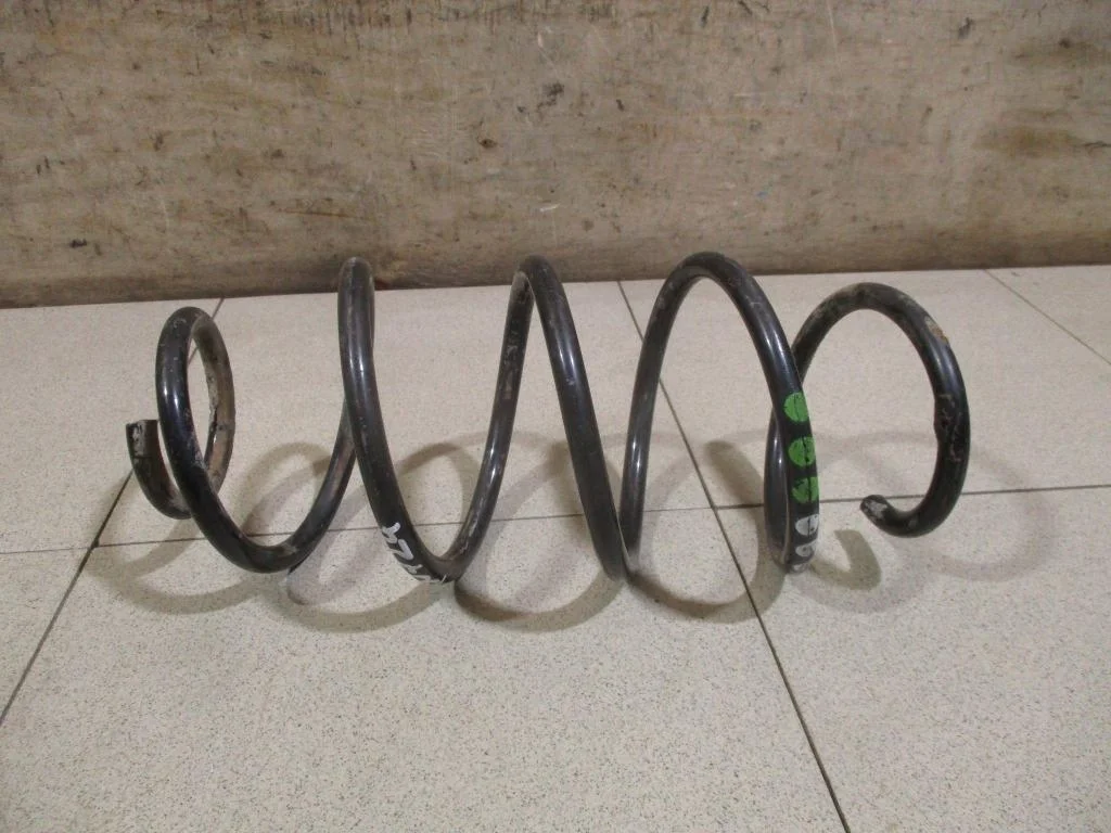 Пружина передняя Skoda Rapid 1