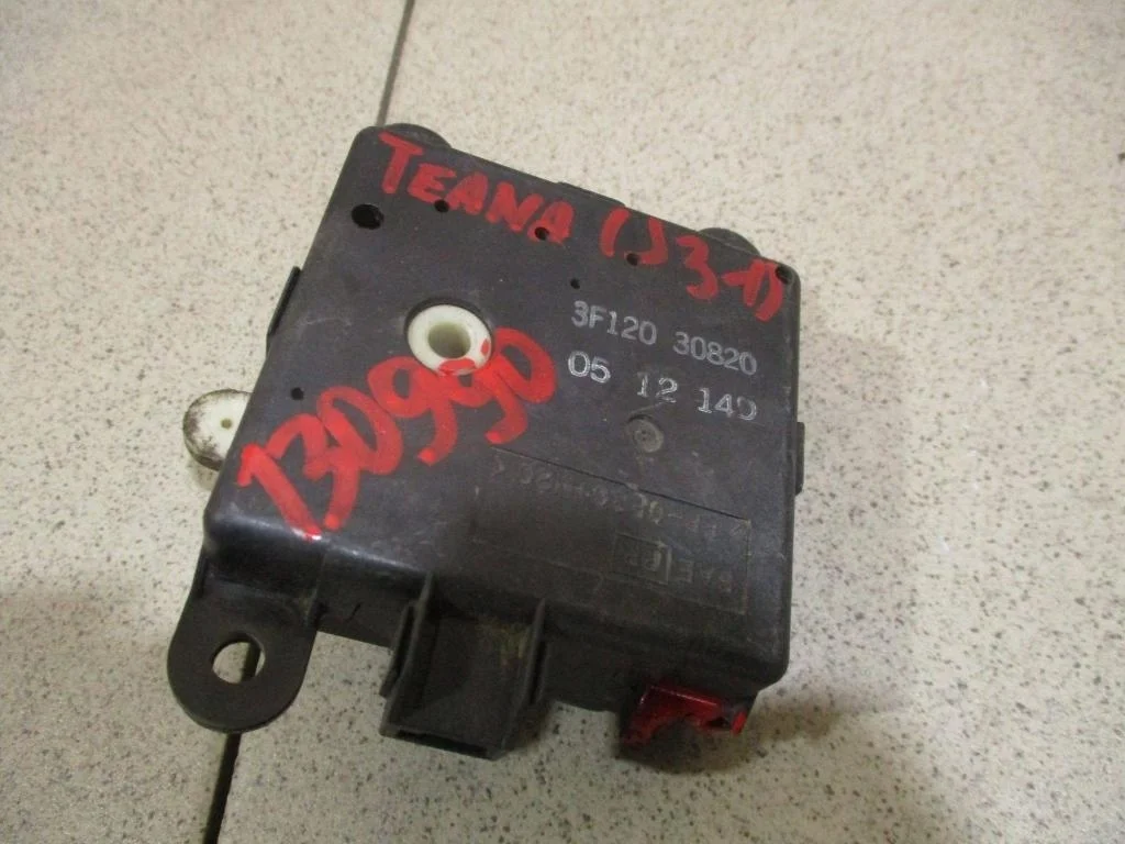 Моторчик заслонки печки Nissan Teana 2006 J31