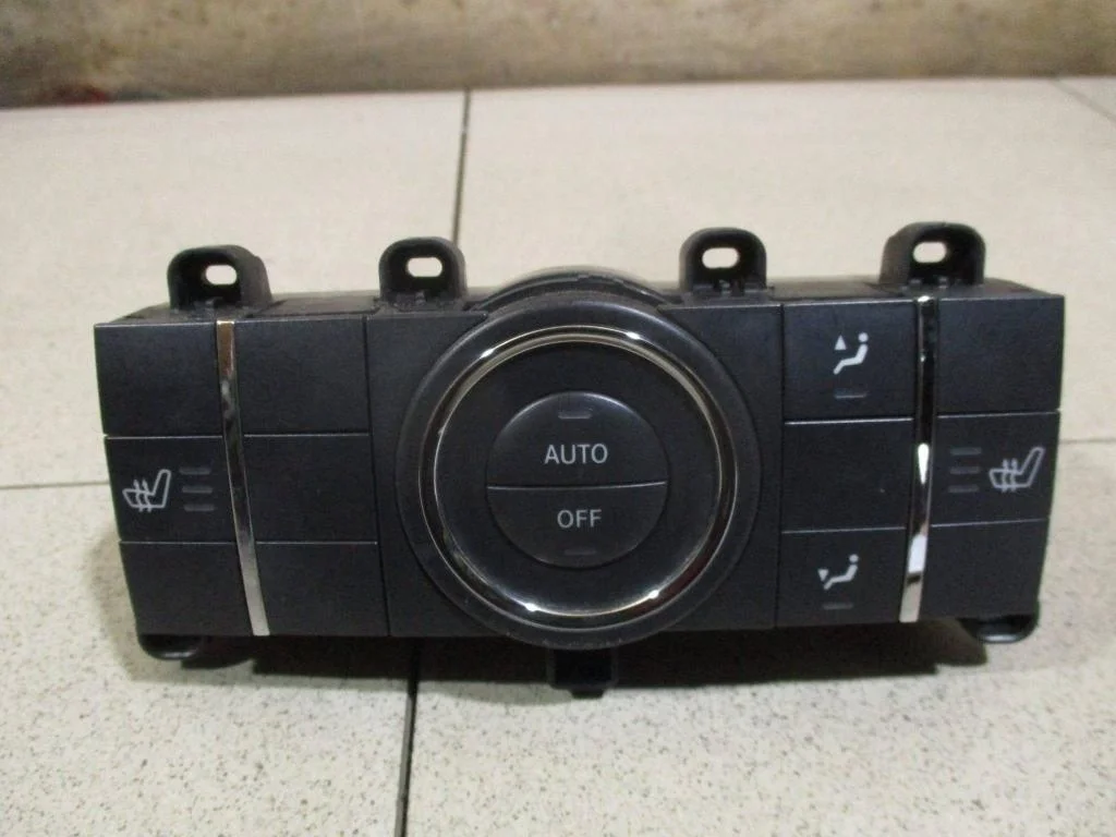 Блок управления климатической установкой Mercedes-Benz GL-Class 2011 (X164)