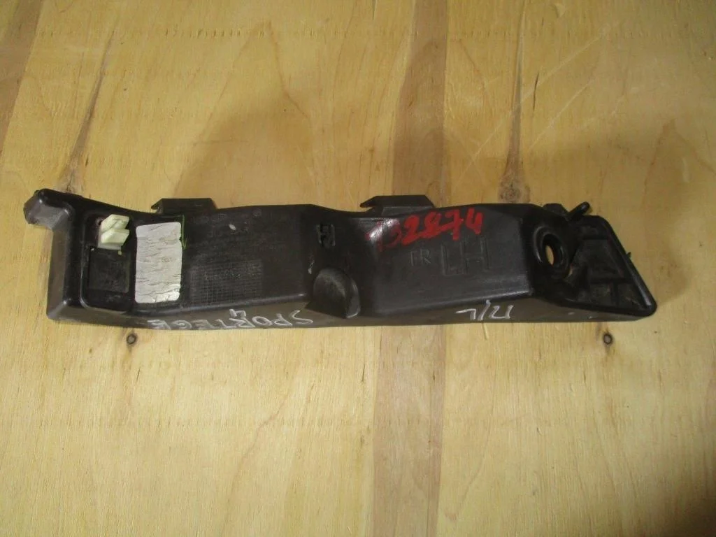 Кронштейн переднего бампера левый Kia Sportage 4 2018 QL