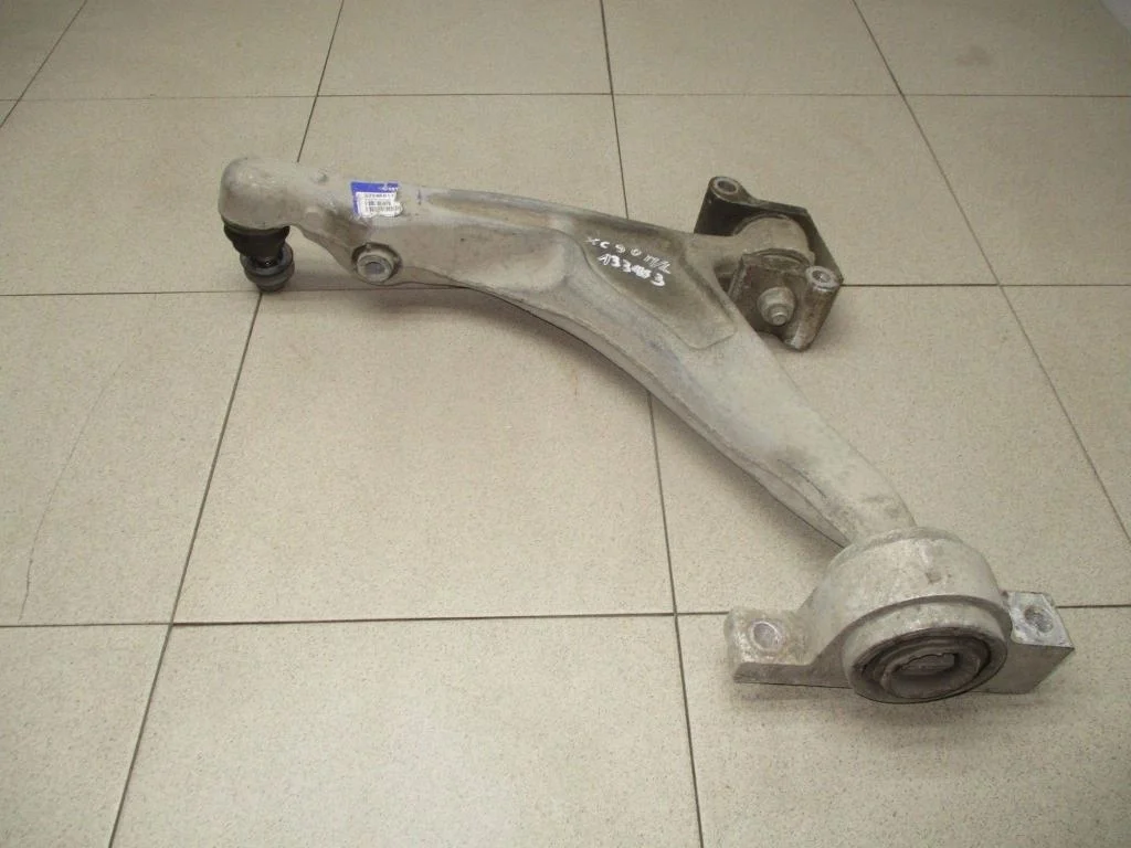 Рычаг передний нижний левый Volvo XC90 2 2015