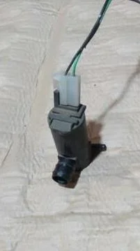 Б.у. насос омывателя MITSUBISHI AIRTREK CU5W MITSUBISHI AIRTREK CU5W