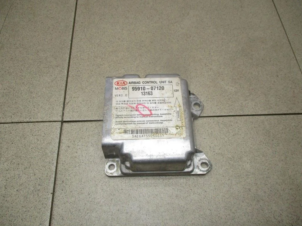 Блок управления air bag Kia Picanto (SA)