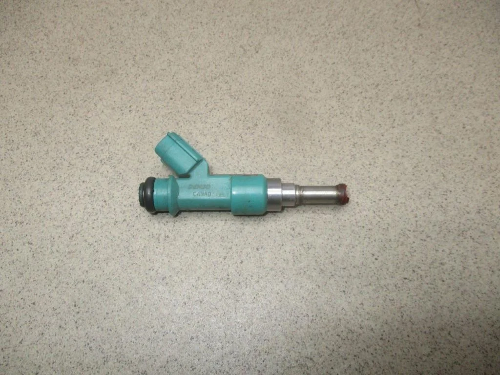 Форсунка инжекторная электрическая Lexus RX350 XU30