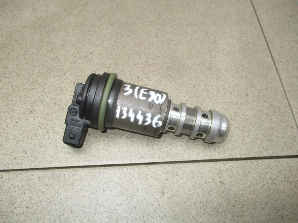 Клапан изменения фаз грм BMW 3-Series E90, E91, E92, E93