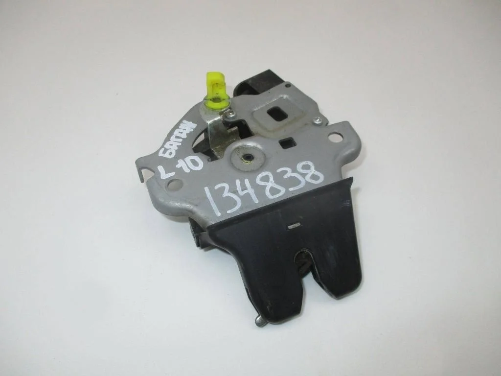 Замок багажника Mitsubishi Lancer 10 2008 (CY)